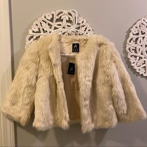 white fur crop jacket